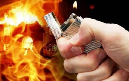 Nam thanh niên phóng hỏa đốt cả 1 gia đình ở Sài Gòn