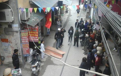Hà Nội: Nam thanh niên nghi rơi từ nhà cao tầng xuống đất tử vong