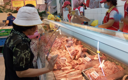 Hoang mang với thịt lợn nhập khẩu giá 27.000 đồng một kg