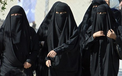 Tin tốt lành với phụ nữ Ả Rập: Giờ đây họ có thể đi du lịch, đi học mà không cần xin phép đàn ông