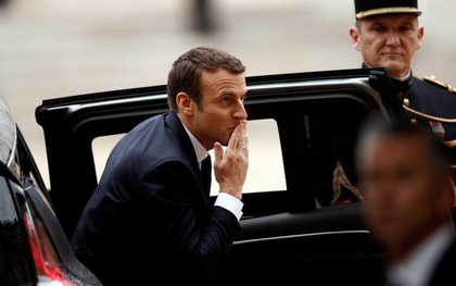 Điện Elysee đón chào tân Tổng thống Pháp