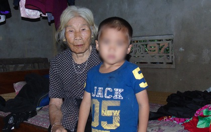 Cuộc sống 4 năm buồn bã của cậu bé có cha giết mẹ rồi giấu xác vào hang đá khi mới tròn 1 tuổi