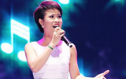 Nữ ca sĩ Uyên Linh trình báo mất túi đồ gần 100 triệu ở sân bay Tân Sơn Nhất