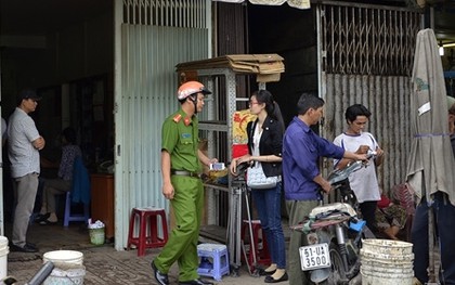 Người đàn ông tạt axit vào cô gái vì bị vây đánh