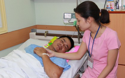 Phút đối diện với tử thần của Thượng úy CSGT suýt bị chẹt chết