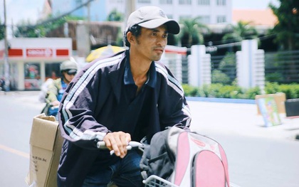 Chuyện cảm động về anh shipper khuyết tật giọng nói, đạp xe hàng chục km mỗi ngày để giao hàng khắp Sài Gòn