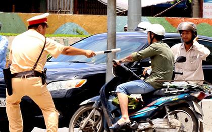 Thanh niên tăng ga tháo chạy sau khi tông trúng CSGT, bỏ 2 người bạn lại hiện trường đã đến công an trình diện
