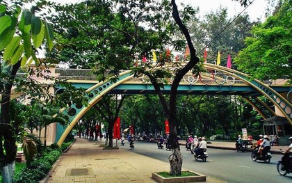 Nhóm thanh niên ra công viên Hoàng Văn Thụ xin "đểu" được 30.000 đồng nhưng chê ít, một người bị đánh chết