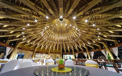 Nhà hàng hình nón làm từ 150.000 cây tre ở Kim Bôi khiến tạp chí kiến trúc Mỹ hết lời khen ngợi
