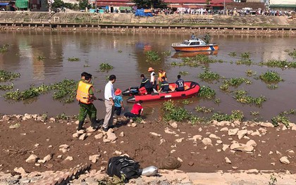 Ninh Bình: Tìm thấy thi thể nạn nhân bị ô tô khách đâm văng xuống sông sau một ngày mất tích