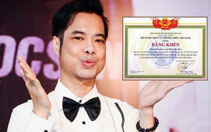 Một ngày nọ, Ngọc Sơn được trao bằng giáo sư âm nhạc mà không ai biết tại sao và như thế nào