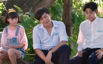 Ngô Kiến Huy thất tình ngồi khóc và hát nghêu ngao trong trailer "Cô Gái Đến Từ Hôm Qua"