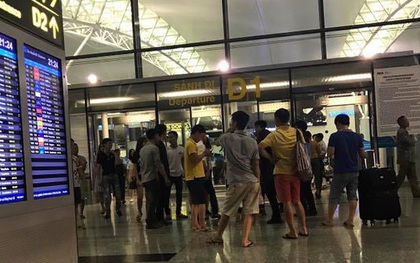 Hành khách chết điếng vì chuyến bay đi Úc đã khởi hành trước 4 tiếng nhưng hãng không báo trước?