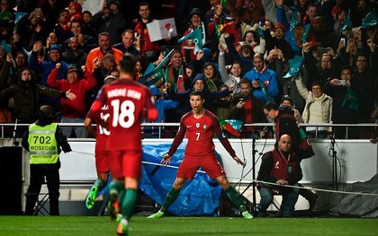 Ronaldo lập cú đúp siêu phẩm, Bồ Đào Nha thắng trận thứ tư liên tiếp