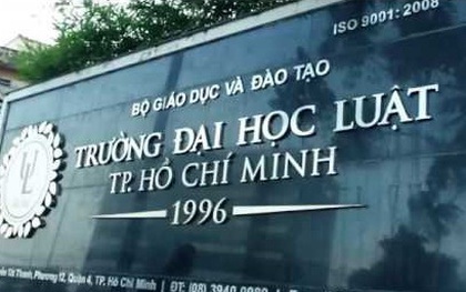 Đại học Luật chỉ cảnh cáo sinh viên photo giáo trình