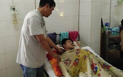 Đắk Lắk: Tài xế xe khách dùng dao đâm thủng phổi đồng nghiệp?