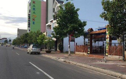 Bị đâm chết vì trêu gái trước quán bar