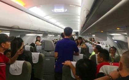 Cấm bay 9 tháng người trêu ghẹo tiếp viên, hành khách nữ