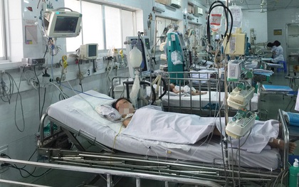TP.HCM: Một bé trai 11 tuổi bị sốt xuất huyết cực nặng, trụy tim nguy kịch