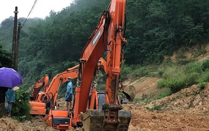 Rốn lũ Đà Bắc (Hoà Bình): 10 người chết và mất tích, 16 xã chưa có thông tin, 3 đập có nguy cơ vỡ