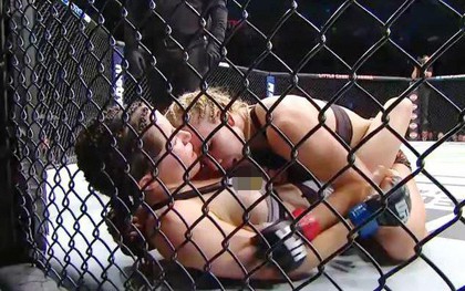 Sao nữ UFC lộ nguyên bầu ngực trên sóng truyền hình trực tiếp