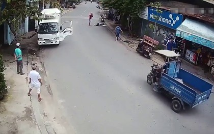 Tài xế taxi Mai Linh vung dao chém xe tải vì không nhường đường