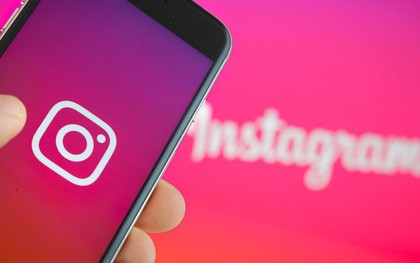 Instagram lại copy gần giống Snapchat, cho phép tự lưu Stories về để đăng lại