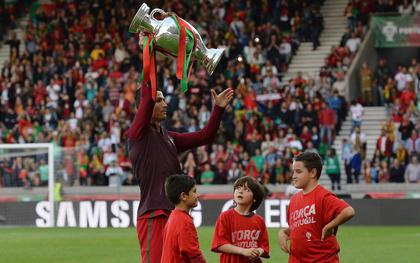 Danh hiệu nào có ý nghĩa đặc biệt nhất trong sự nghiệp của Ronaldo?