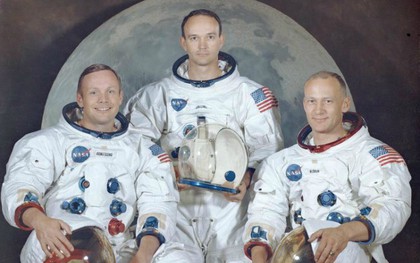 Bức điếu văn chưa bao giờ được tiết lộ trong câu chuyện tàu Apollo 11 huyền thoại hạ cánh xuống mặt trăng