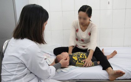 Hà Nội: Mỗi ngày có hàng chục trẻ em, người lớn nhập viện vì méo mặt do lạnh kéo dài