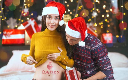 Tung ảnh Giáng sinh với "bụng vượt mặt", Tú Vi thông báo đã mang thai sau 2 năm đám cưới