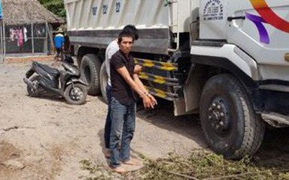 Dùng dao đâm chết người rồi bỏ trốn cách hiện trường hơn 100km vẫn bị bắt