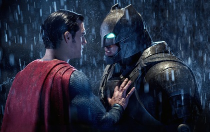 "Batman v Superman: Dawn of Justice" một mình ẵm 7 đề cử Mâm Xôi Vàng