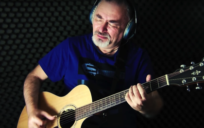 "Cao thủ guitar" Igor Presnyakov cover "Nơi này có anh" của Sơn Tùng khiến người hâm mộ phấn khích