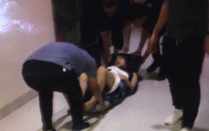 Hà Nội: Gặp sự cố thang máy khi lên tầng 26 tòa Hei Tower uống cafe, 1 phụ nữ bị gãy xương đùi