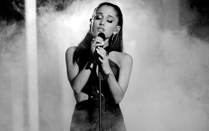 Ariana Grande viết tâm thư xúc động, tuyên bố sẽ trở lại Manchester biểu diễn