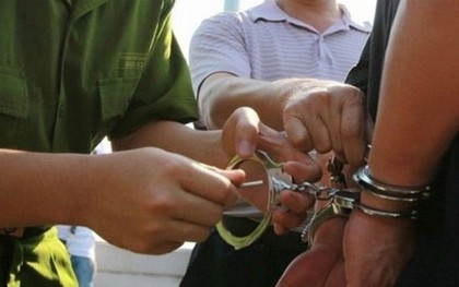 Bắt giữ nghi phạm 9X sát hại người phụ nữ trong căn hộ chung cư ở Hà Nội