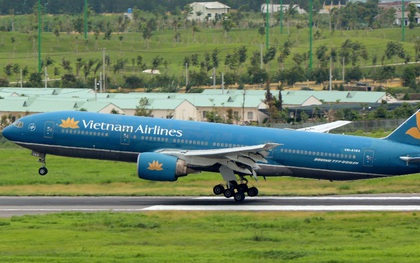 Clip: Tiếp viên, phi công Vietnam Airlines tạm biệt Boeing 777 sau 15 năm khai thác