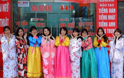 Ngày hội văn hóa, ẩm thực chào xuân 2018 tại trung tâm ngoại ngữ Hà Nội
