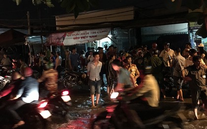 Hai đối tượng dùng hung khí truy sát thanh niên tử vong trên đường phố Sài Gòn