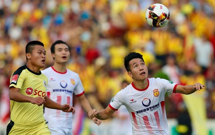 Tân binh tuyển Việt Nam góp công lớn giúp Nam Định trụ hạng V.League 2019