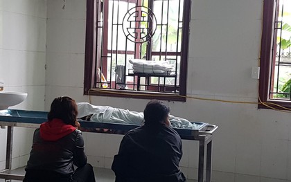 Vụ bé 2 tuổi tử vong sau truyền dịch: "Trước khi đi khám con tôi cười đùa vẫy tay chào mọi người, vậy mà..."