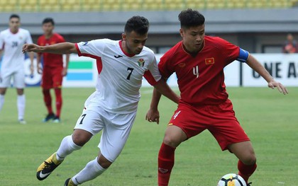 U19 Việt Nam 1-2 U19 Jordan: Hậu vệ U19 Việt Nam tức giận khi đội bạn thiếu fair-play