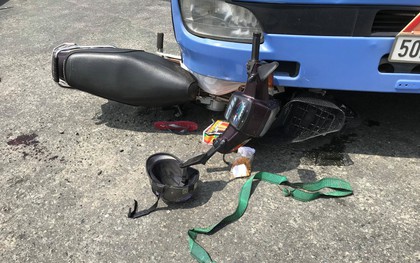 Nữ sinh viên năm nhất ở Sài Gòn bị xe container cuốn vào gầm trọng thương