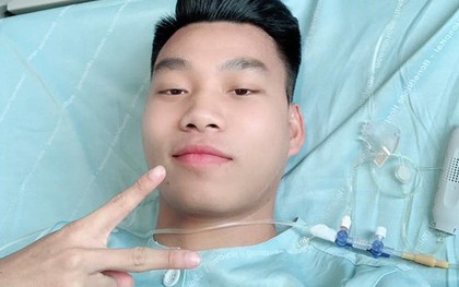Văn Thanh nhí nhảnh selfie sau ca phẫu thuật thành công