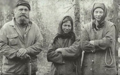 Từ bỏ nền văn minh nhân loại, một gia đình người Nga chuyển đến sống giữa chốn rừng thiêng nước độc bậc nhất thế giới trong nhiều thập kỉ