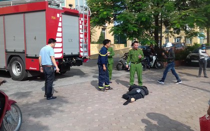 Hà Nội: Va chạm với xe cứu hỏa, người đàn ông đi xe máy tử vong thương tâm