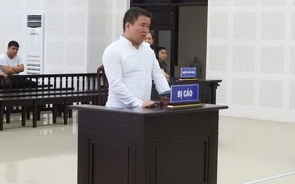 Trộm mỹ phẩm ở sân bay Đà Nẵng, hướng dẫn viên người Trung Quốc lãnh án 9 tháng tù