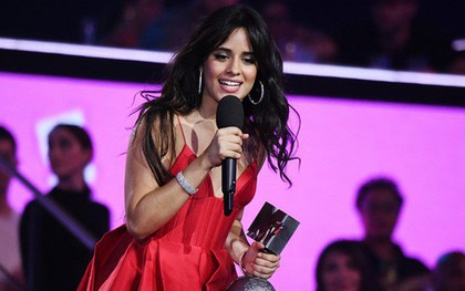 Camila Cabello "càn quét" mọi lễ trao giải lớn, tiếp tục chiến thắng cả 3 hạng mục quan trọng nhất tại EMAs 2018