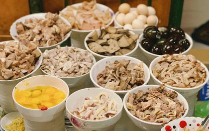Những hàng ăn ở Sài Gòn có giờ mở cửa rất "dị" nhưng lúc nào cũng tấp nập khách ghé ăn
